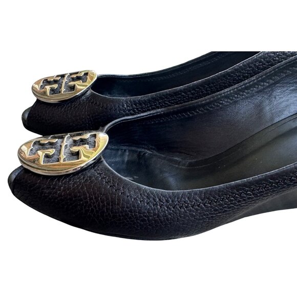 Tory Burch Black Leather Wedge Peep Toe Pumps With Gold Logo Size 10M - Picture 8 of 12